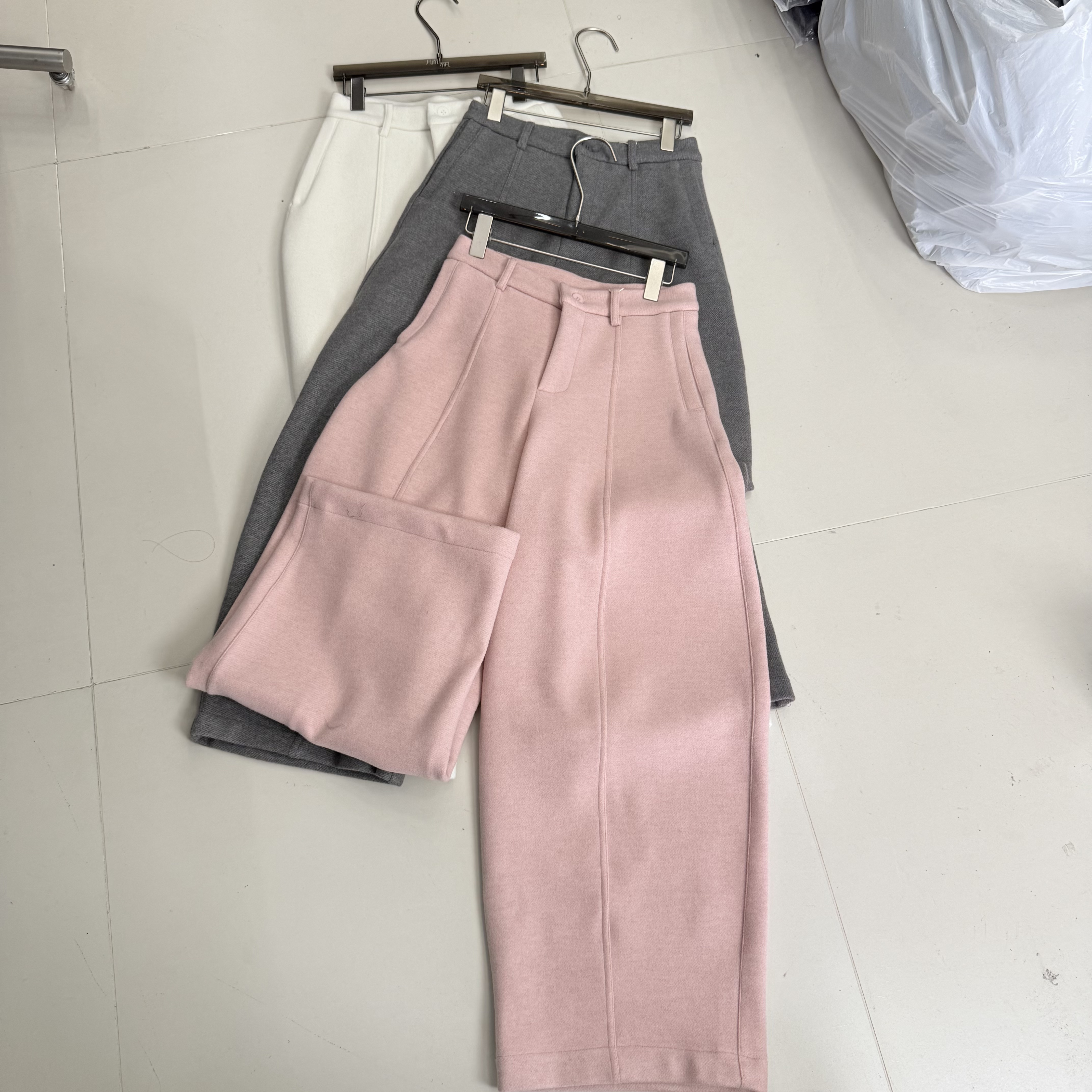 新款冬季加绒加厚 羊毛气球长裤 显瘦显腿长百搭9307