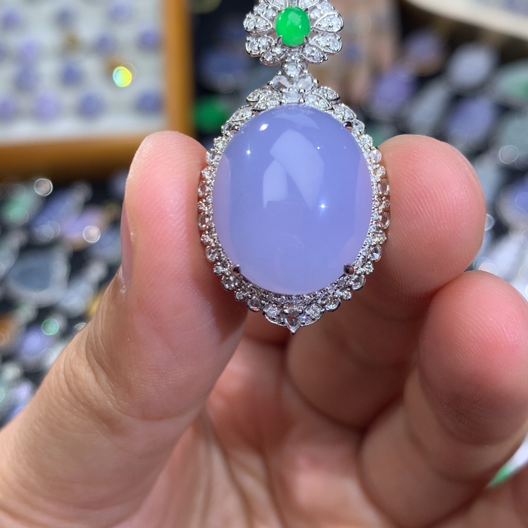 翡翠18K金镶嵌吊坠(不含链)签收后48小时鉴赏期