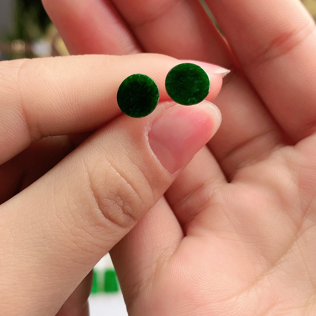 翡翠耳饰未镶嵌耳饰