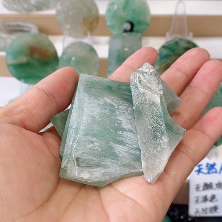 颈饰未镶嵌石英质玉k****8非洲翠