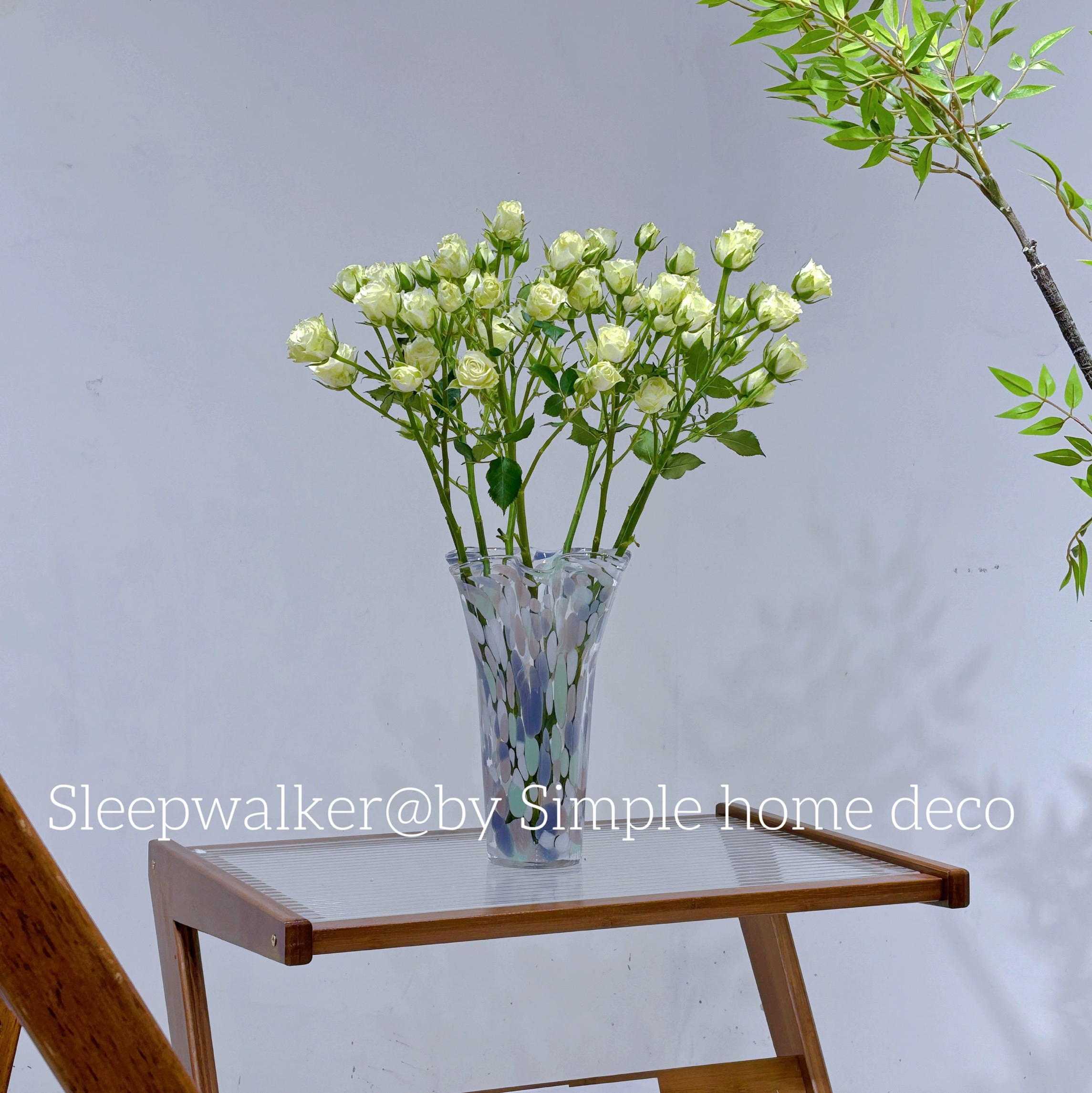 口径15左右高度25厘米左右 紫色裙摆白菜玻璃花瓶