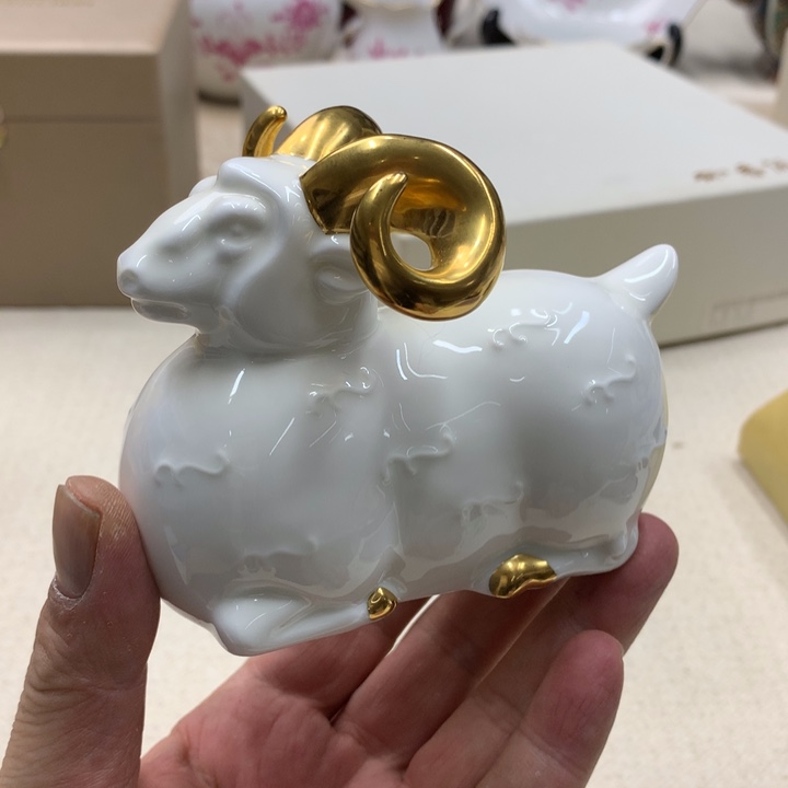 瓷片这些都是自己最