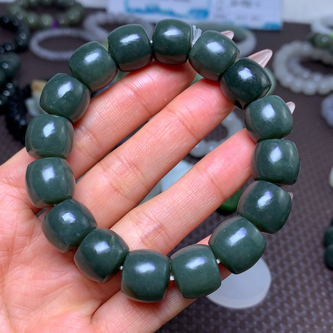 未镶嵌手串和田玉卡14