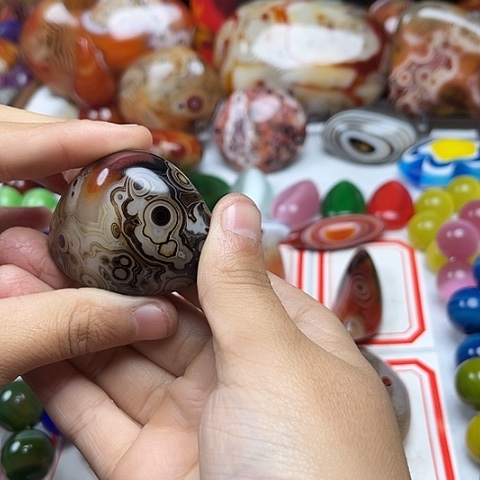 玛瑙/玉髓颈饰未镶嵌