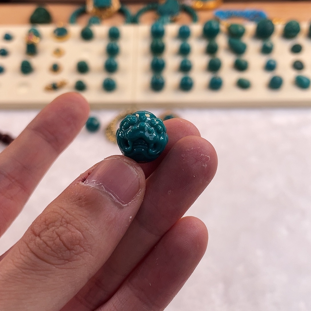 绿松石未镶嵌耳饰