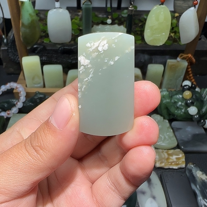 和田玉未镶嵌挂件