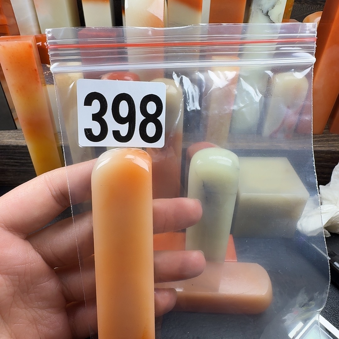 俞***r老挝石yhnbjjjinnn