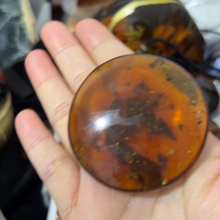 琥珀未镶嵌裸石大饼