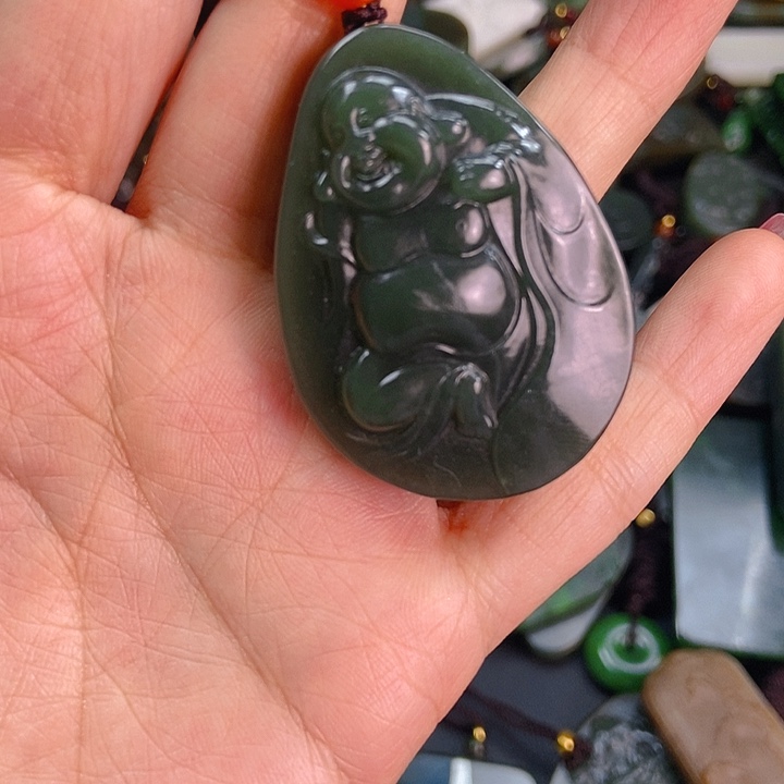 颈饰未镶嵌和田玉