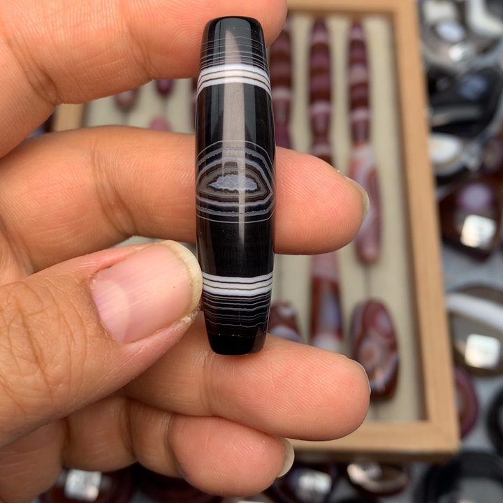 星***痕玛瑙/玉髓散珠缠丝玛瑙