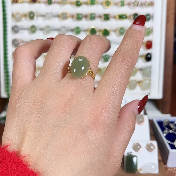 和田玉戒指银S925镀金镶嵌