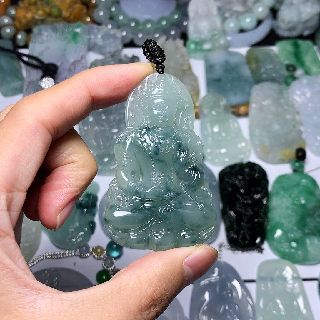 定制翡翠未镶嵌翡翠