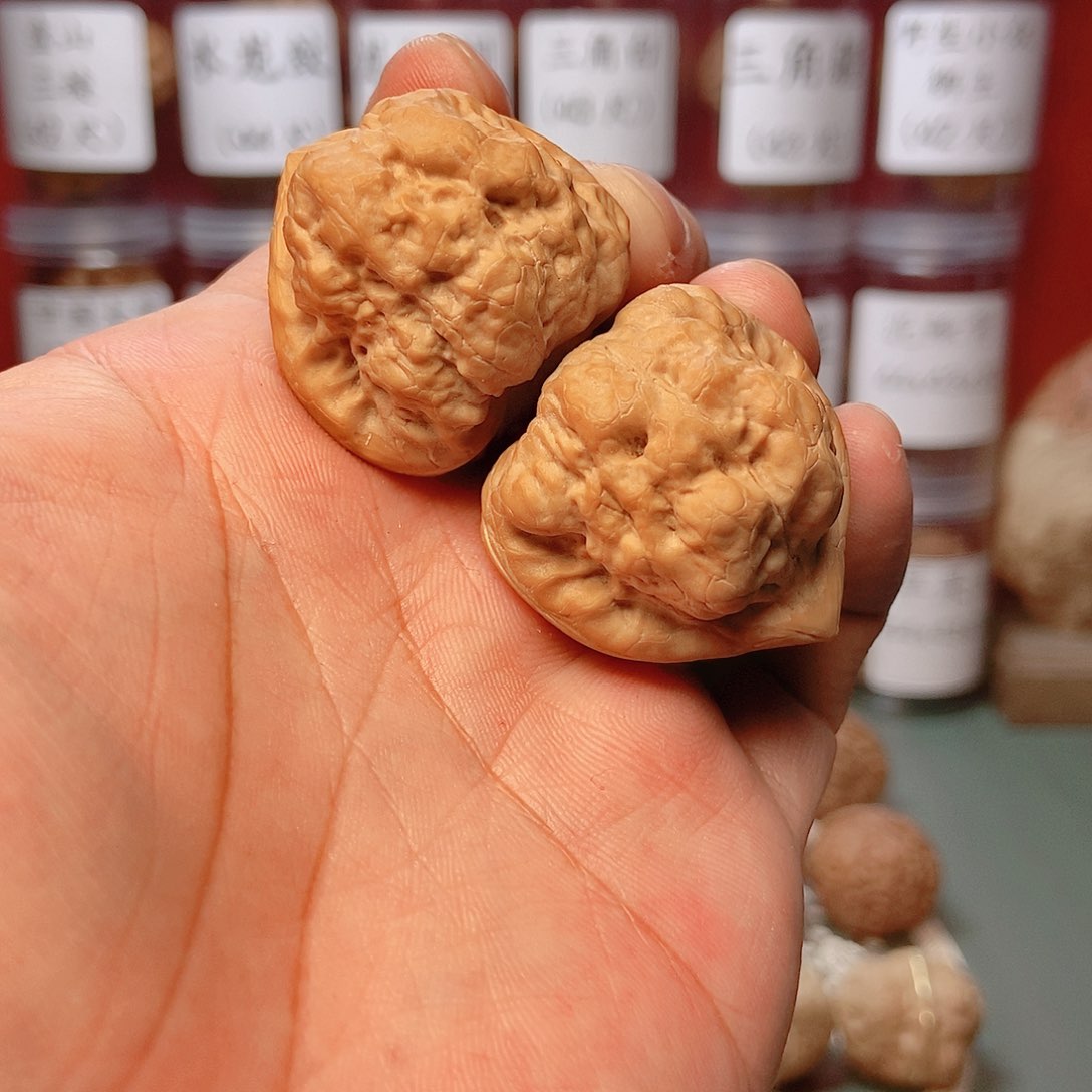 文玩核桃把件轩*古蝉