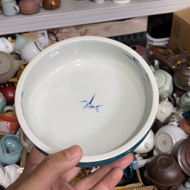 陶瓷艺术品及陶瓷壶