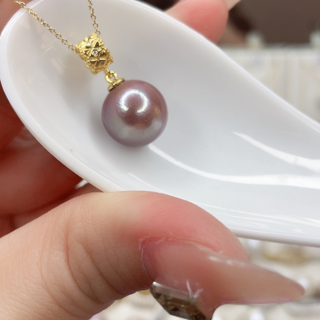 淡水珍珠吊坠(赠链)未镶嵌
