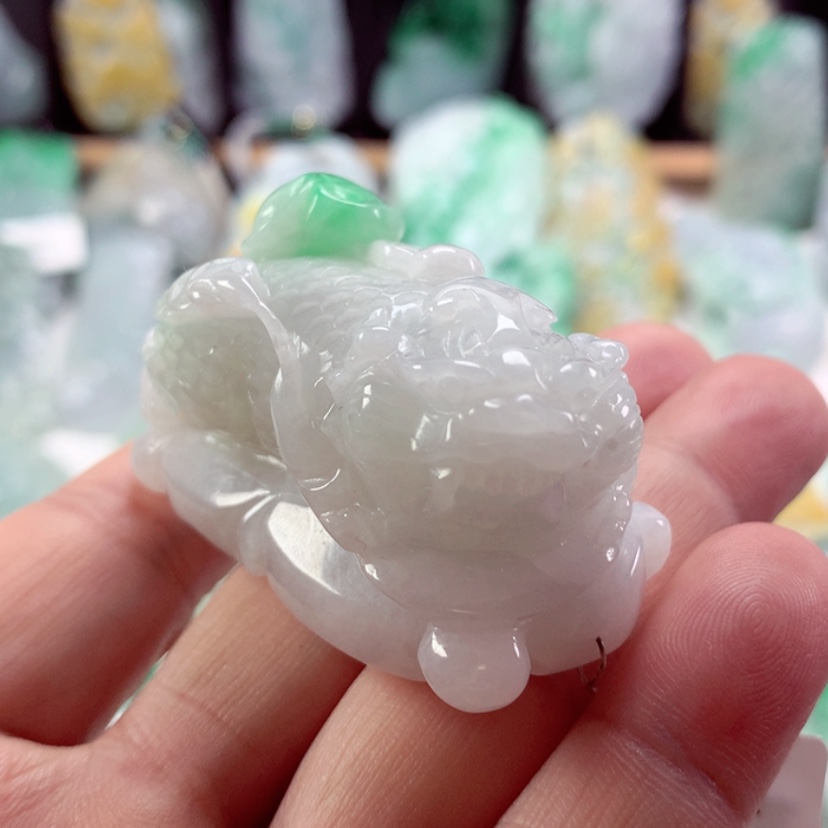 【闪购商品】翡翠吊坠(不含链)未镶嵌