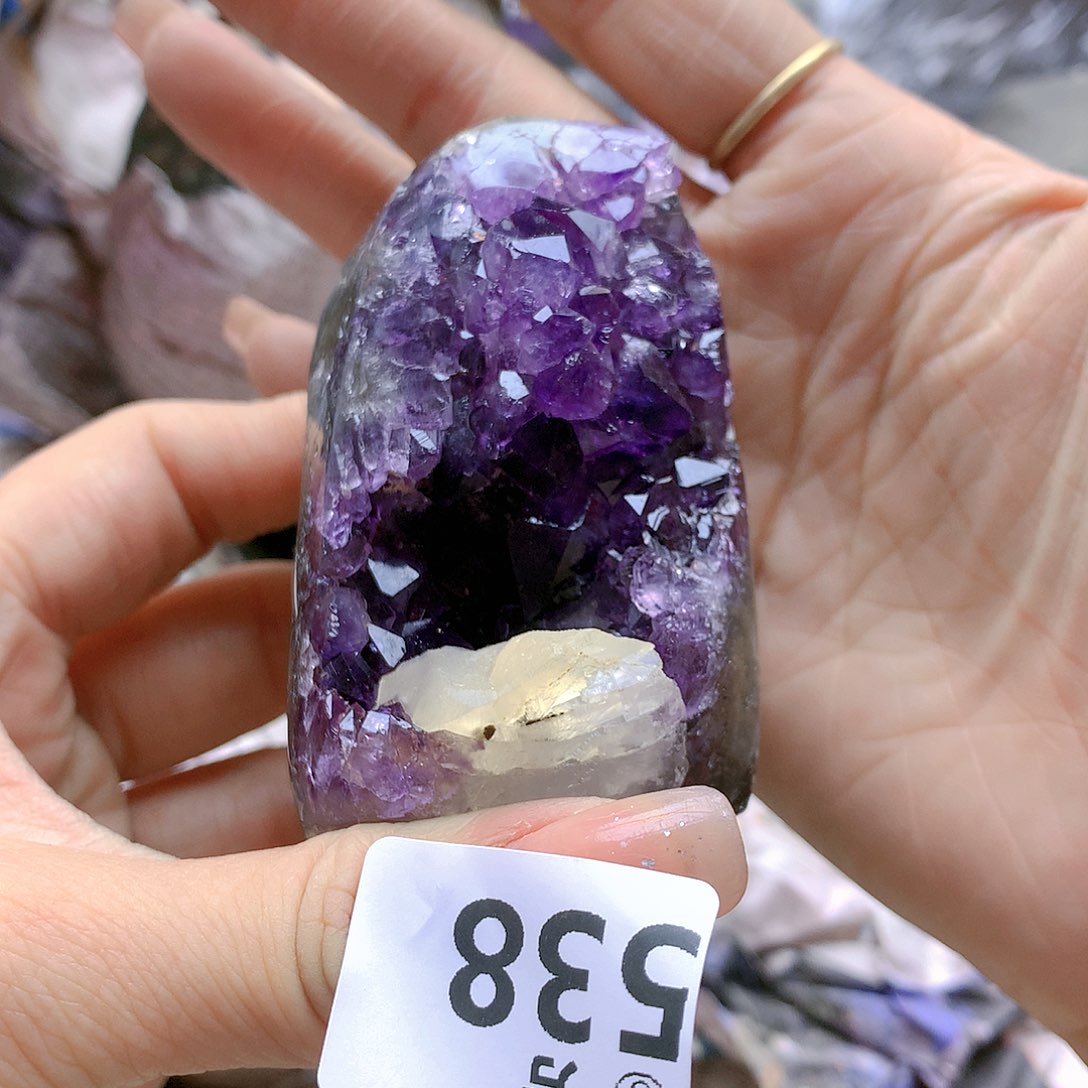 紫晶大型摆件（非配饰）未镶嵌