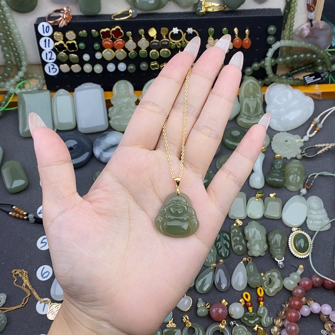 和田玉银S925镶嵌吊坠(赠链)