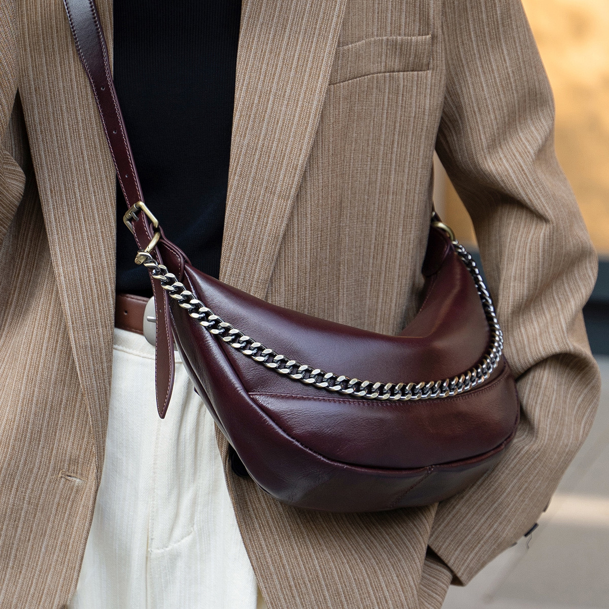 千度家撤柜女包偶有轻微瑕疵属于正常 完美主义者慎拍