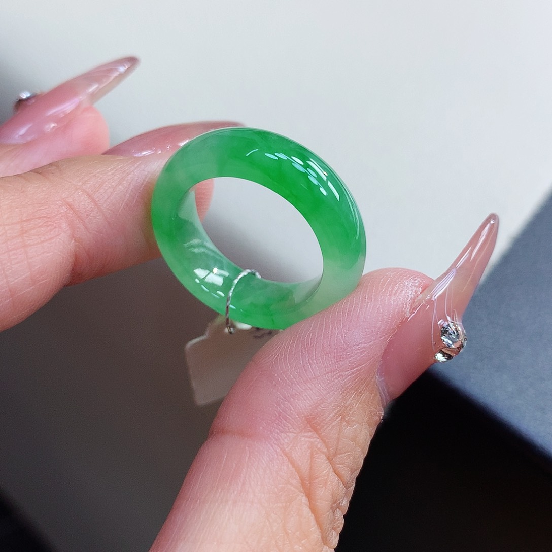 翡翠戒指未镶嵌15号