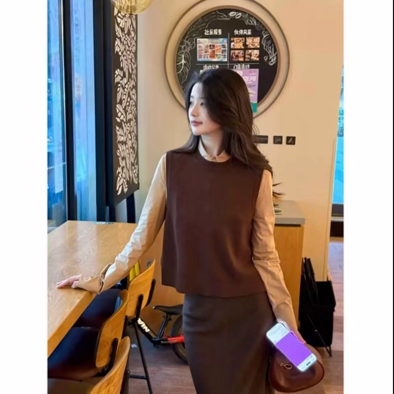 【专柜品质】秋冬新款时尚后背开叉绵羊毛针织衫马甲背心1399701