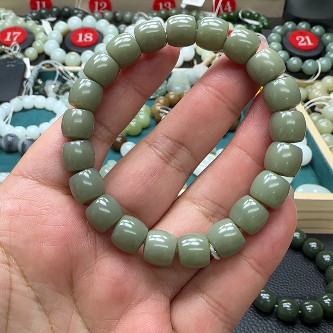 和田玉未镶嵌手链10