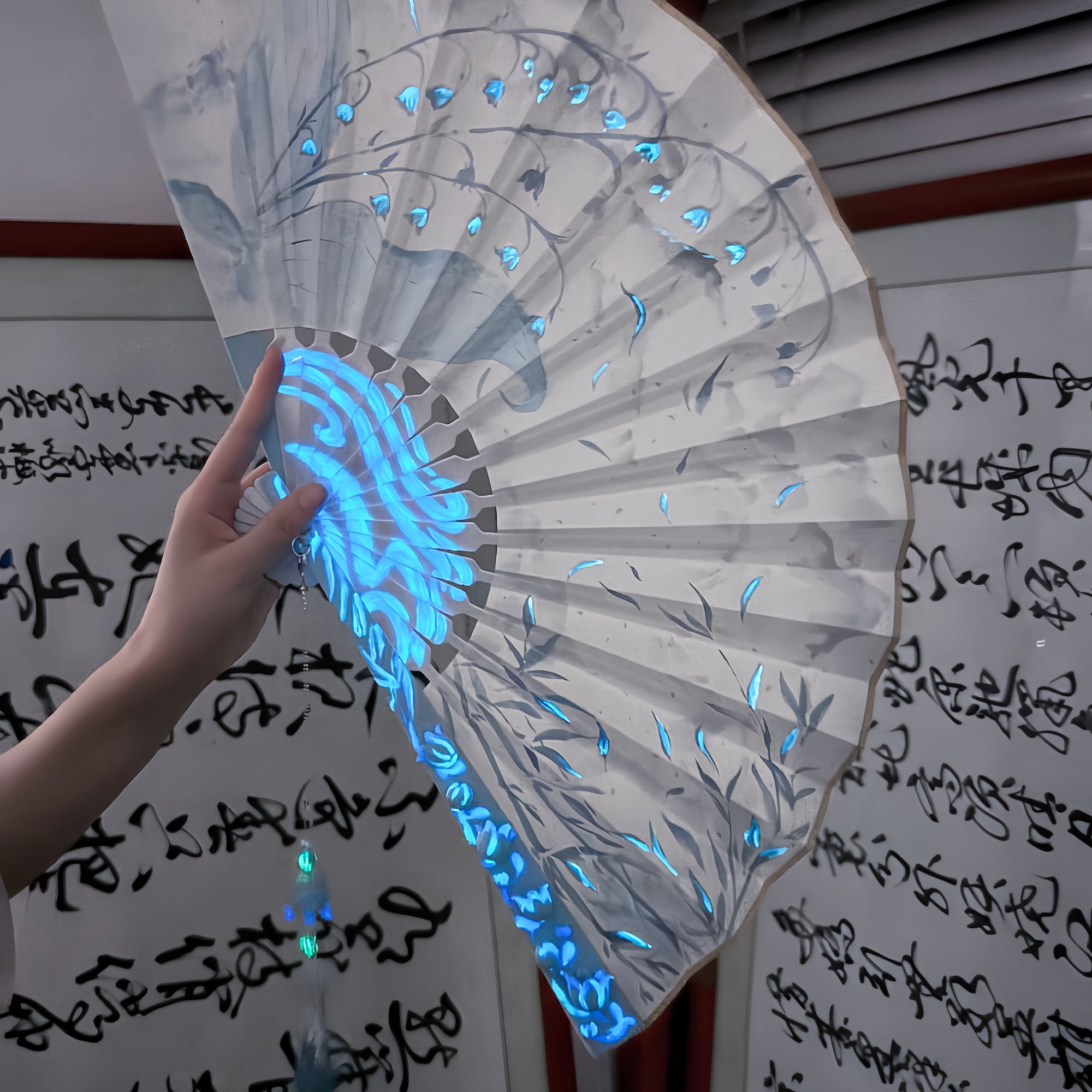 晓清墨原创发光扇子国风古风扇子可定制图案