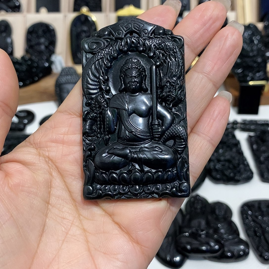 缠***飛岫玉未镶嵌天然岫玉蛇纹石玉颈饰