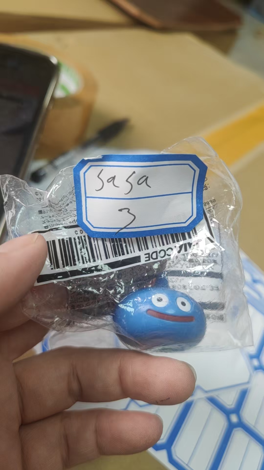 日瓷回流蓝色摆件