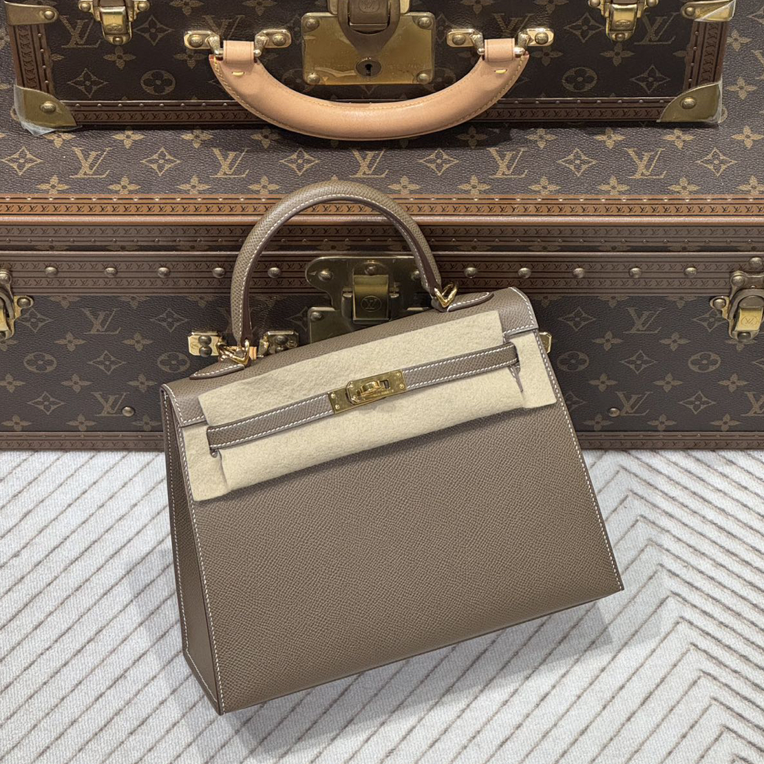 99新 Hermes/爱马仕 lina/大象灰金扣kelly25包/u刻