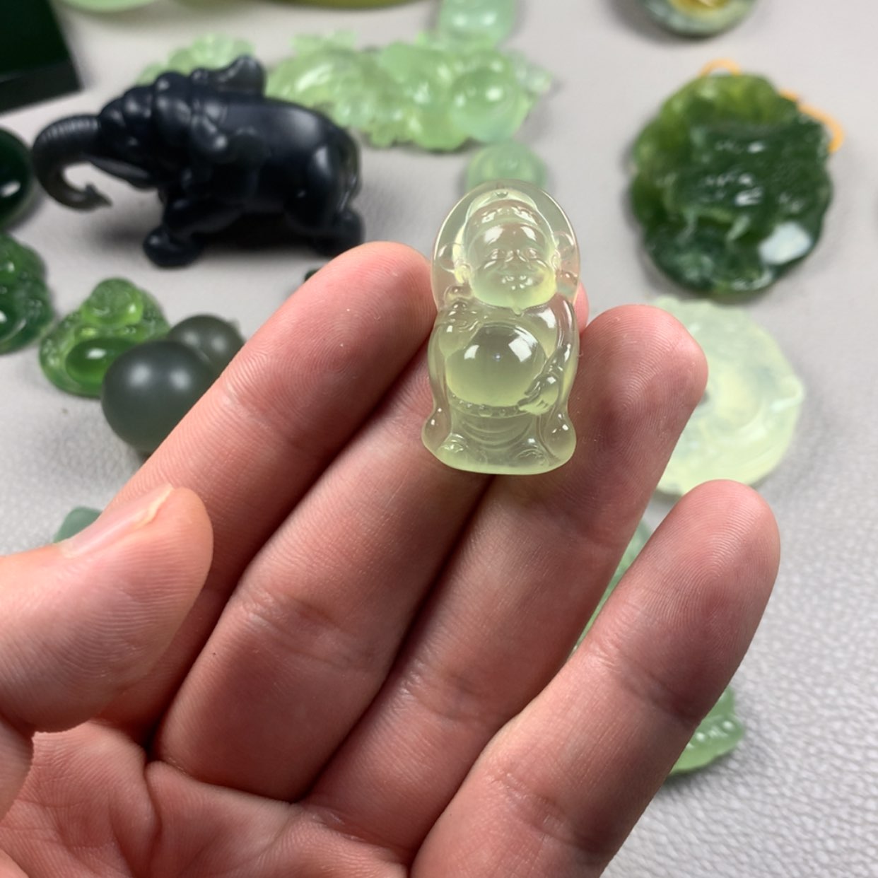 【闪购商品】蛇纹石玉未镶嵌岫玉