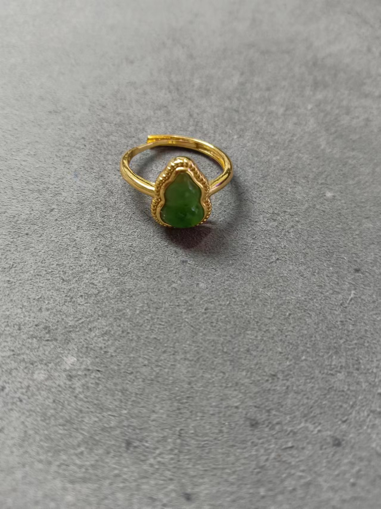 和田玉碧玉精美葫芦戒指多样性发其一Y-66