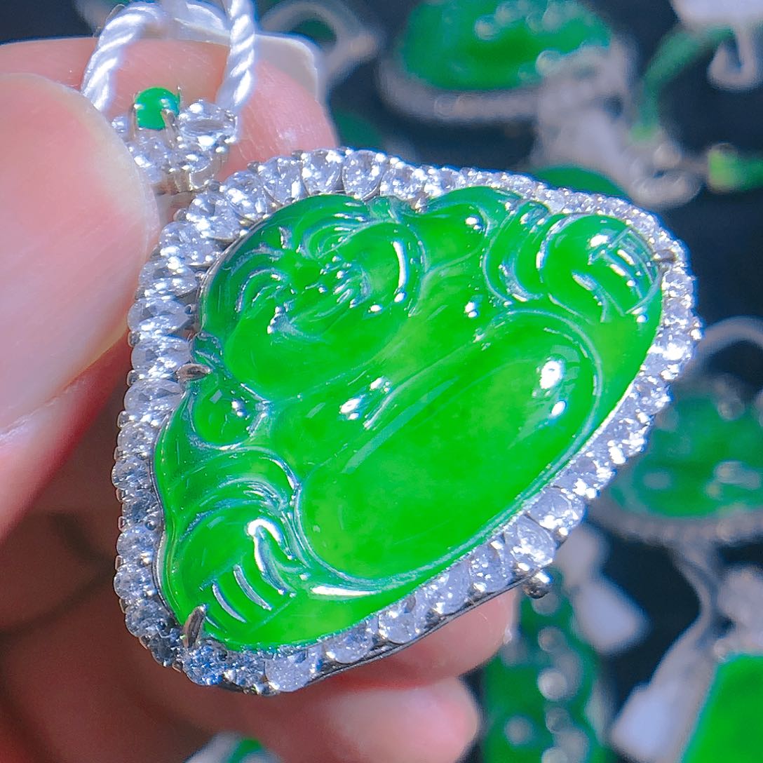 翡翠颈饰银S925镶嵌吊坠