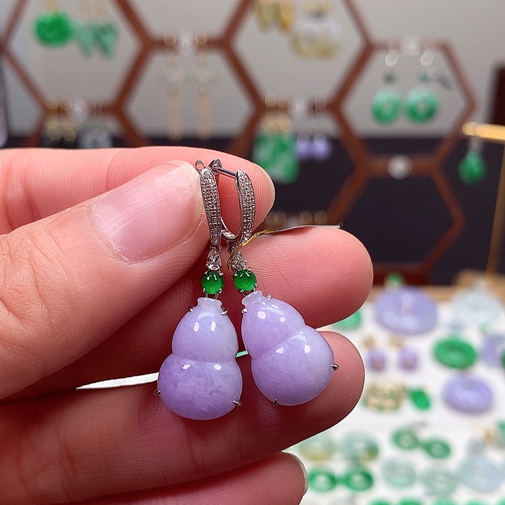 翡翠耳饰18K金镶嵌翡翠耳环