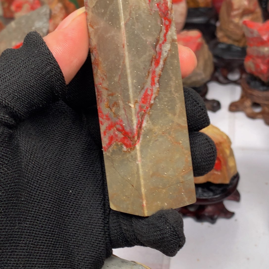 昌化石鸡血石印章