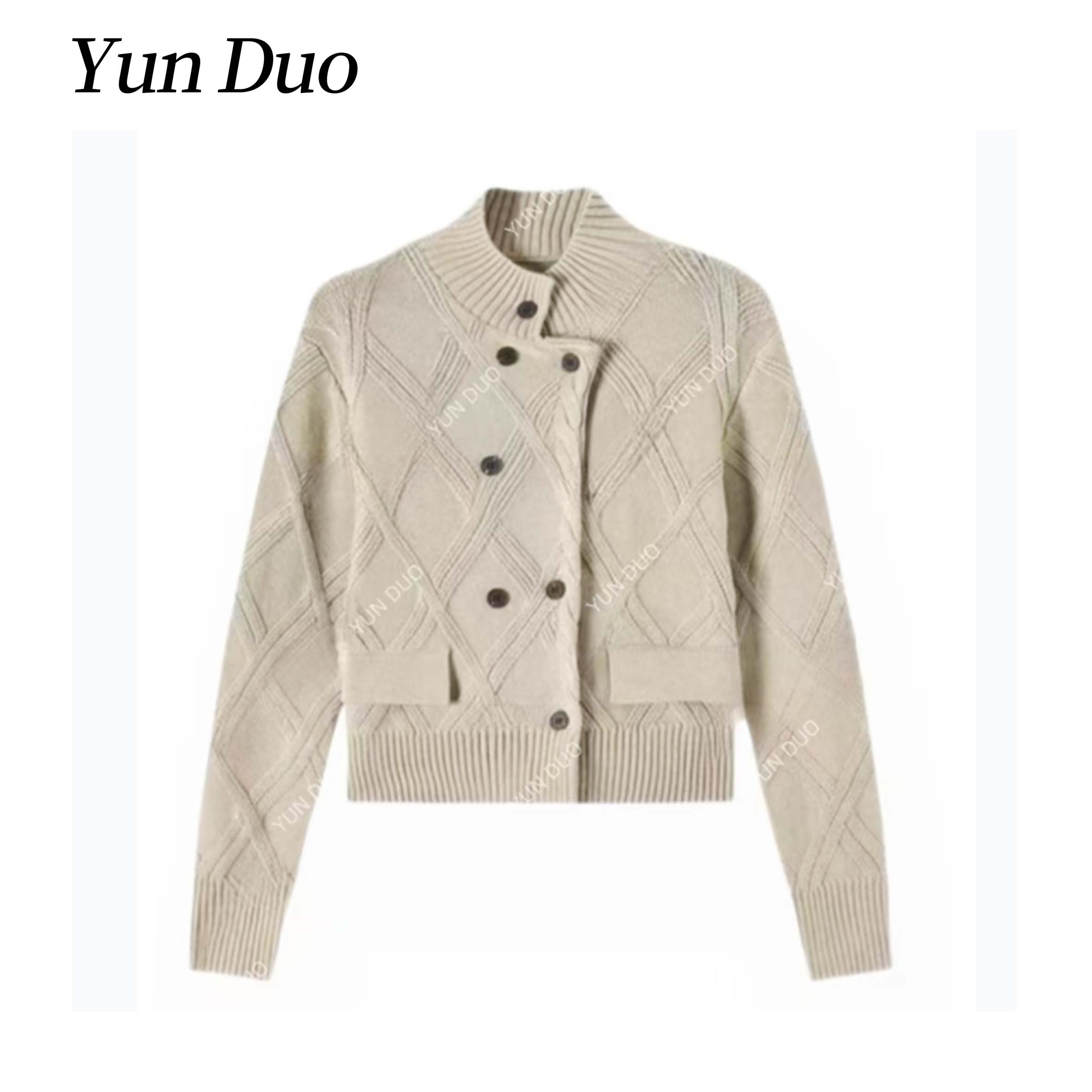 云朵定制【理愫】高级感排扣立领毛衣开衫LH56