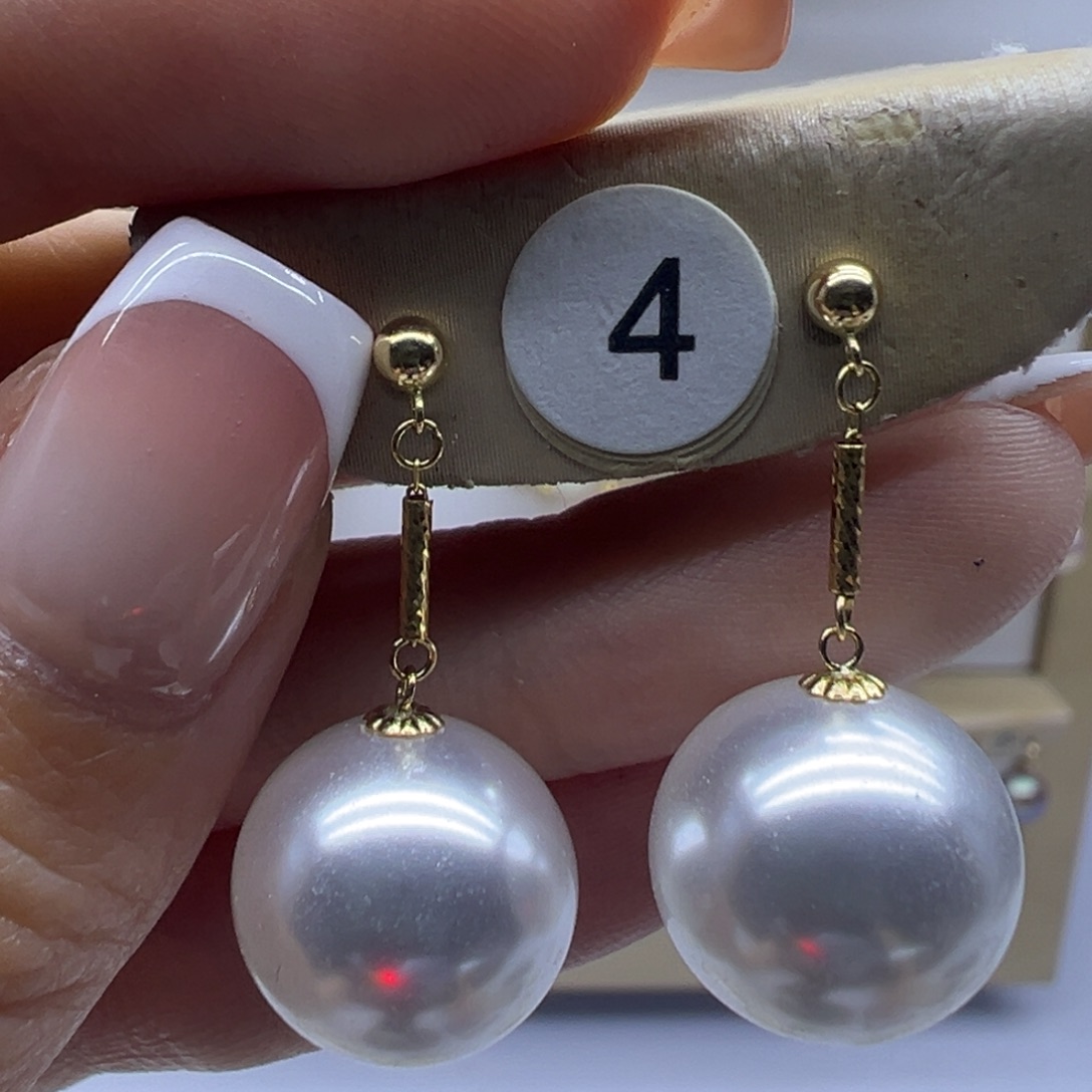 18K金镶嵌耳饰淡水珍珠