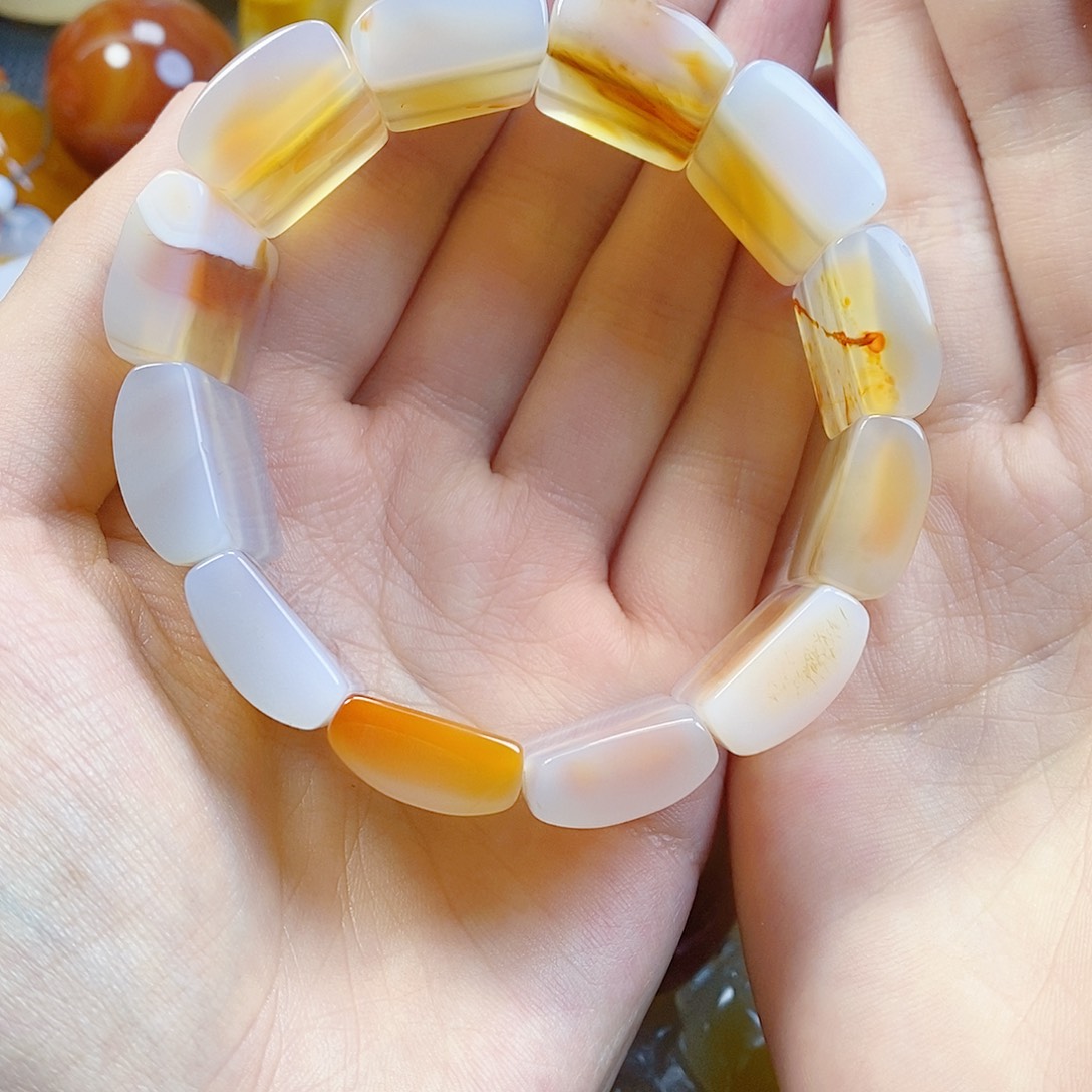 玛瑙/玉髓未镶嵌珠宝奇石