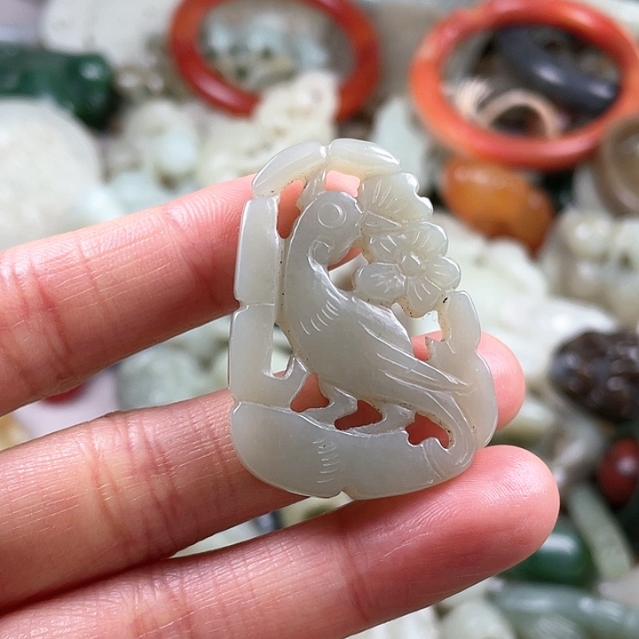 和田玉（糖玉）颈饰未镶嵌