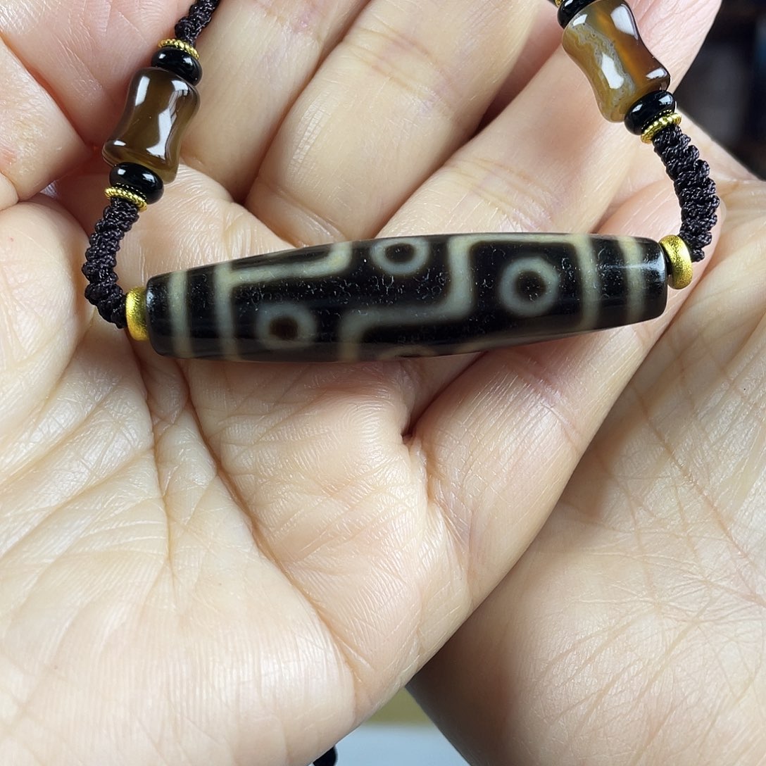 往***烟玛瑙/玉髓合金颈饰天缘