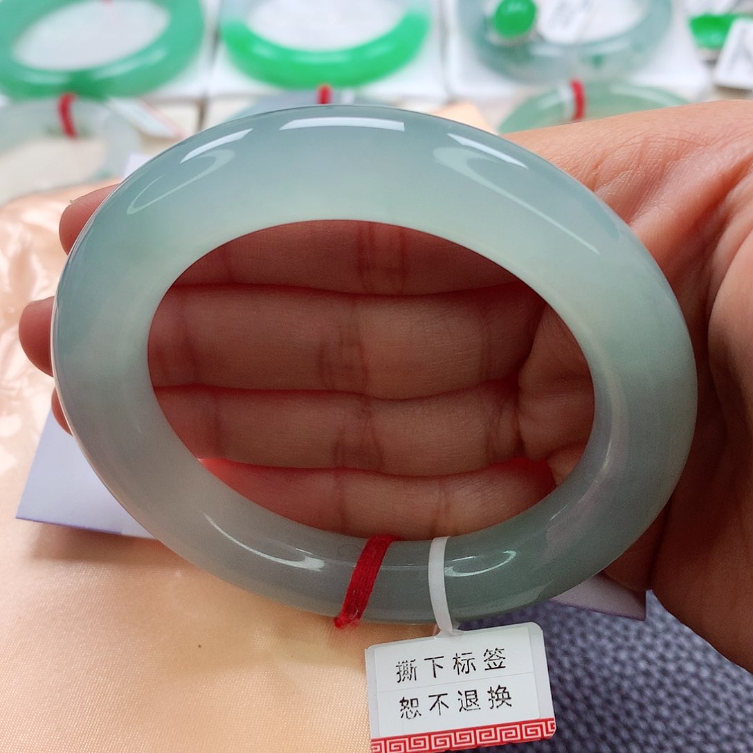 翡翠手镯未镶嵌55.5 柔情似水 冰晴绿 强推