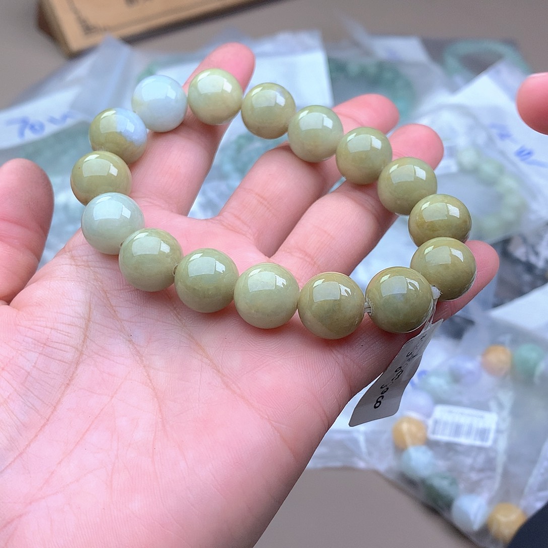 未镶嵌手串定制翡翠