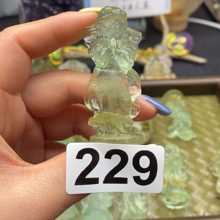 未镶嵌珠宝半成品水晶