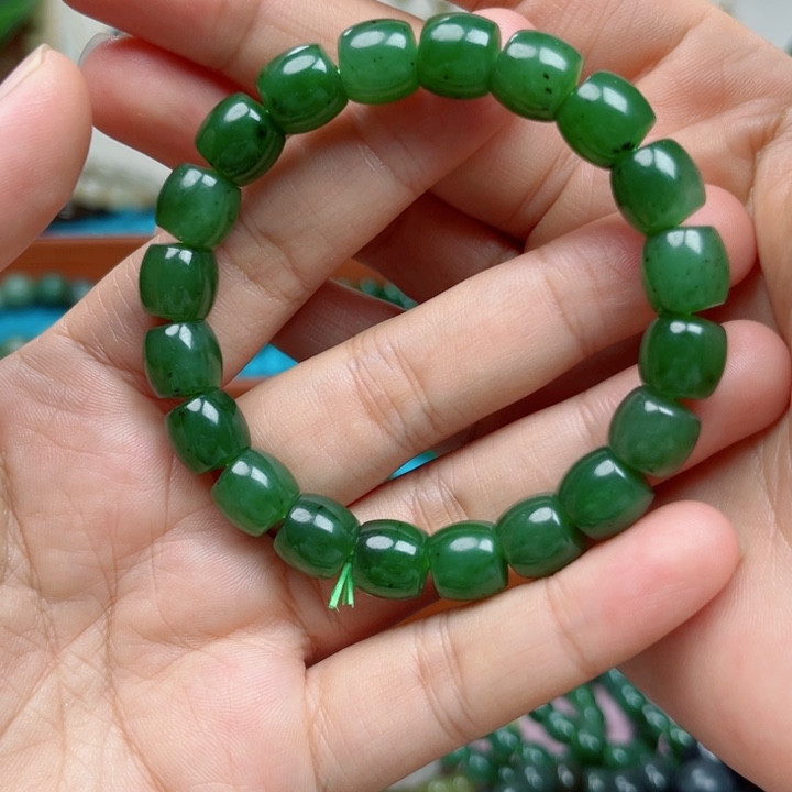 未镶嵌手链和田玉卡10