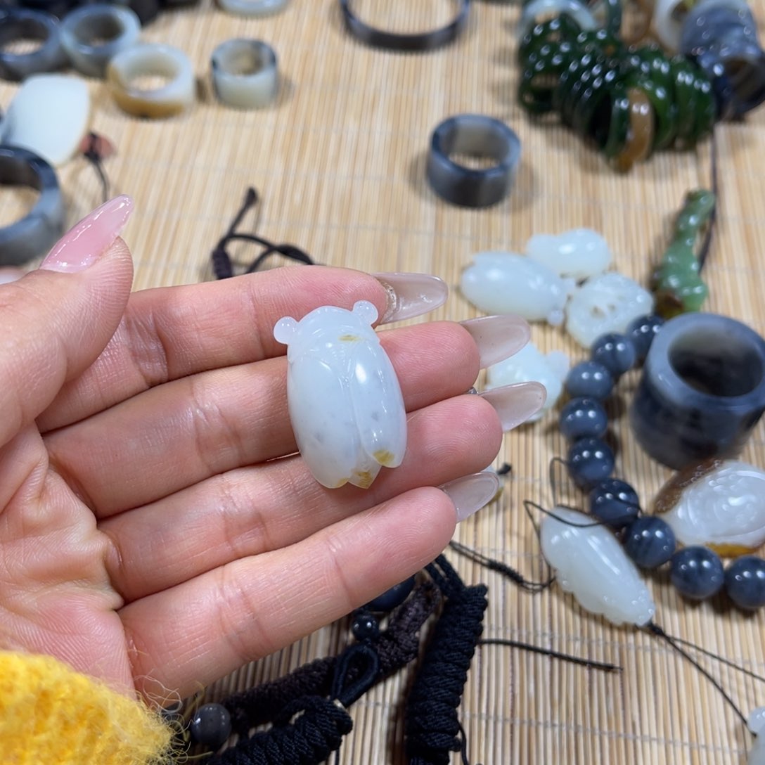 【闪购商品】未镶嵌和田玉珠宝奇石