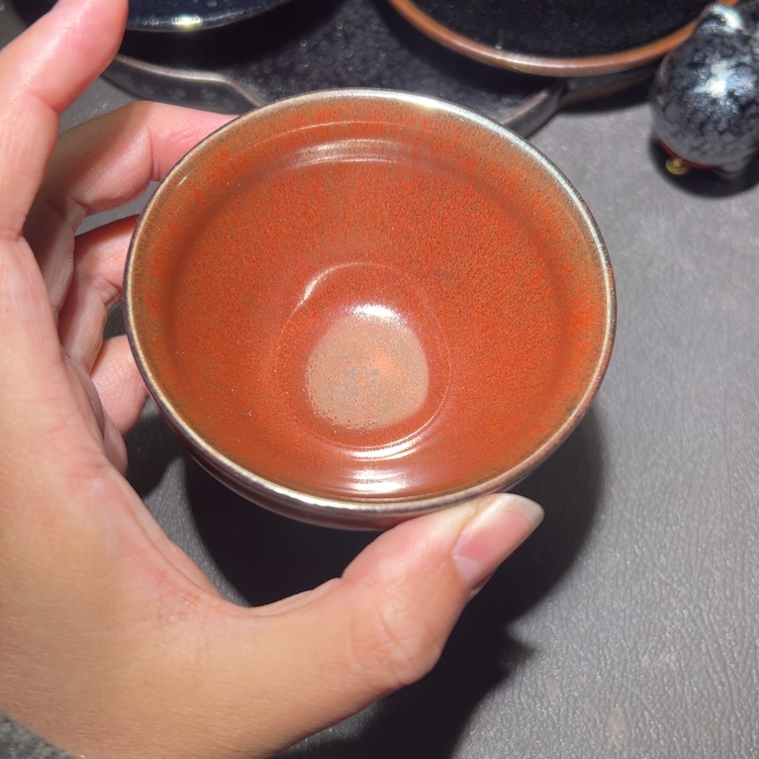 茶盏我想去买东西的路上我的眼泪