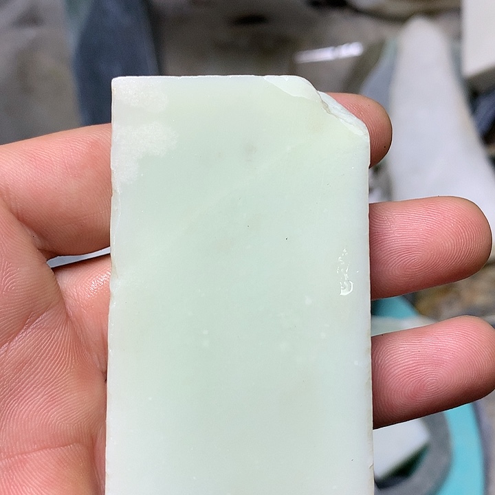 颈饰未镶嵌和田玉（糖玉）