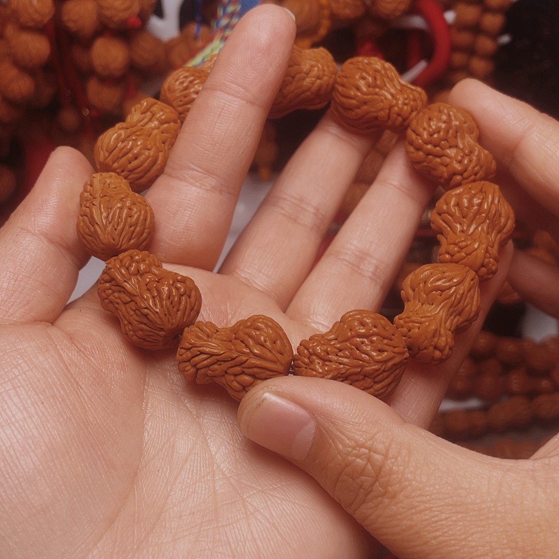 吊坠桃核龙纹桃枭