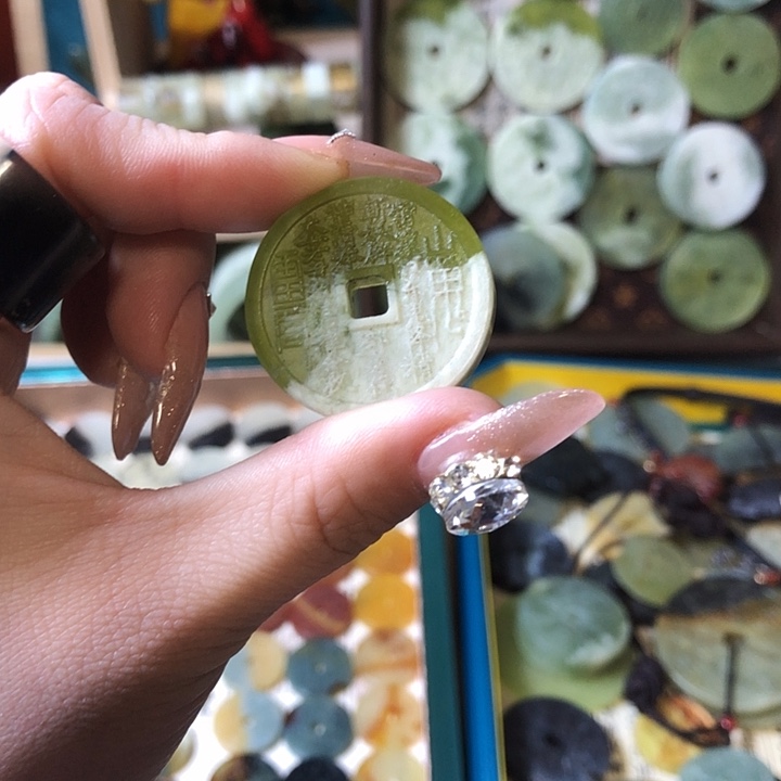 岫玉岫玉挂件未镶嵌