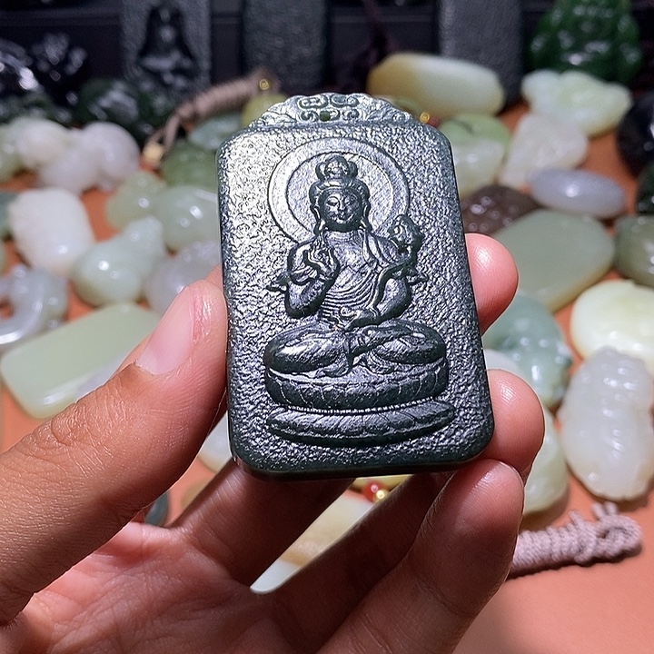 和田玉未镶嵌颈饰